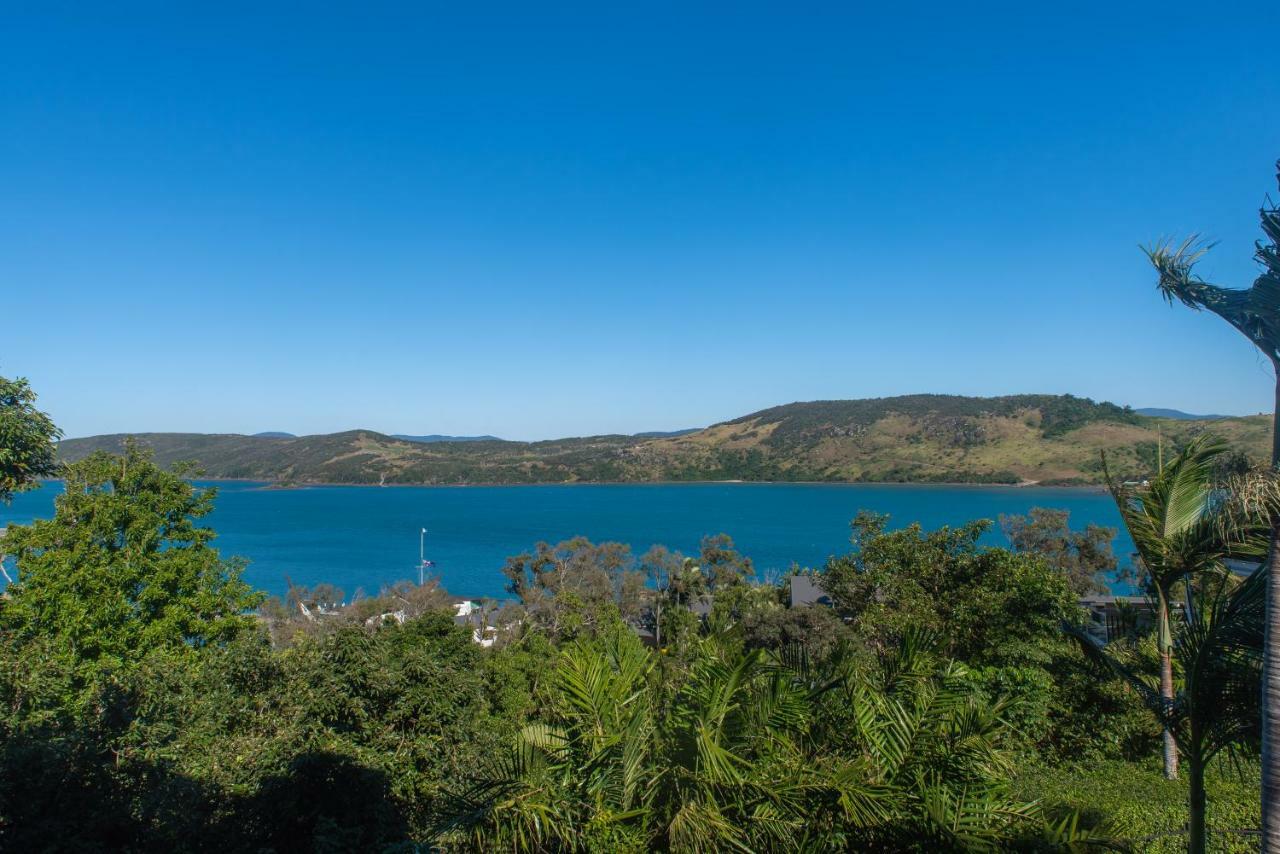 Oasis 22 - Hamilton Island Apartment ภายนอก รูปภาพ